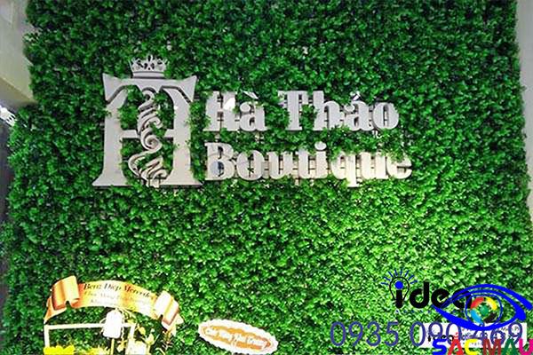 Bảng hiệu cỏ nhân tạo 5