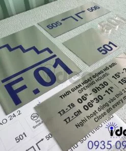 Bảng inox trắng xước