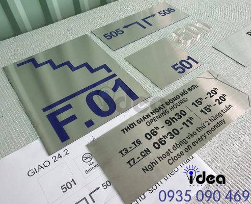 Làm bảng inox xước 304 bang inox trang xuoc 5