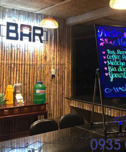 Mẫu bảng hiệu gắn đèn led âm không xuyên chữ nổi bật mà thanh lịch