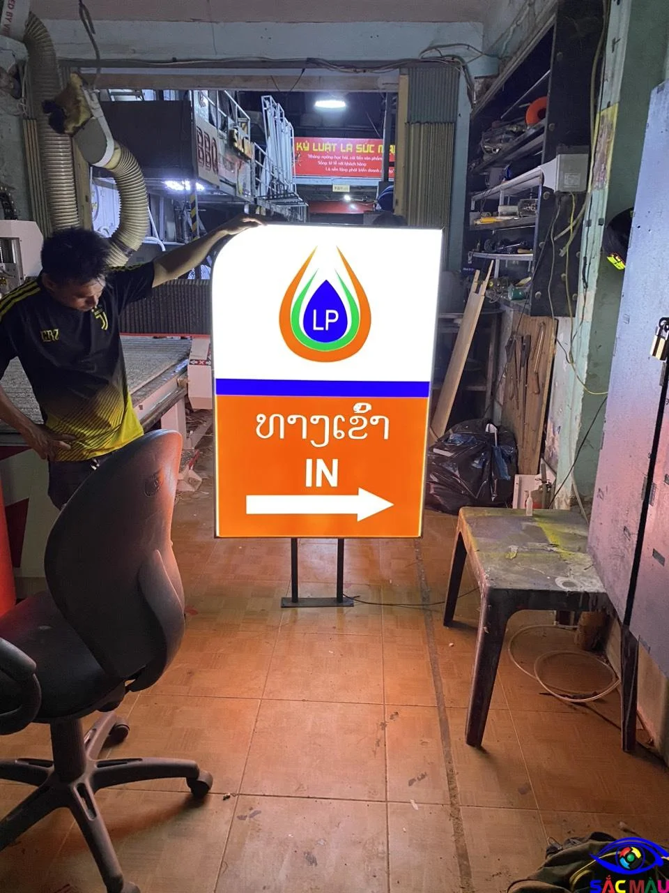 Làm Bảng Hiệu Alu - Mica chữ nổi, đèn LED các loại TPHCM Làm Bảng Hiệu Alu - Mica chữ nổi, đèn LED các loại TPHCM - Ảnh 11