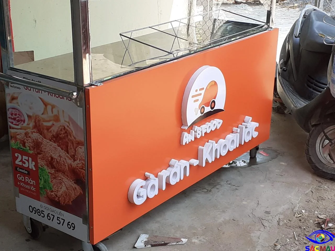 Làm Bảng Hiệu Alu - Mica chữ nổi, đèn LED các loại TPHCM làm bảng alu cho xe gà rán