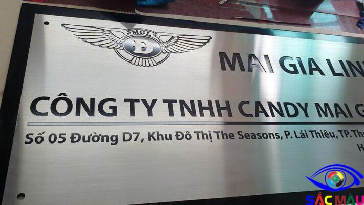 Bảng công ty inox ăn mòn