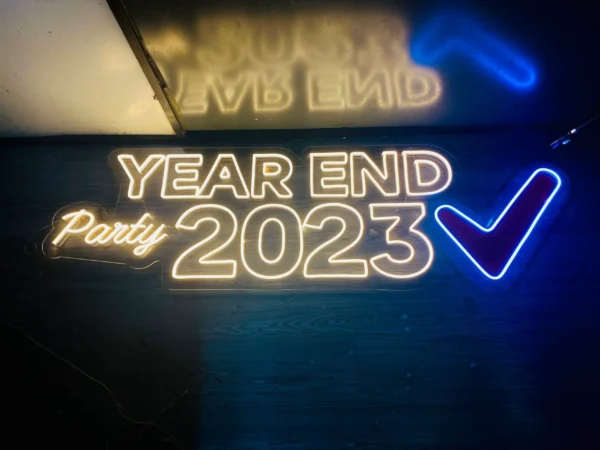 Bảng led neon sign chữ Happy new year 2024