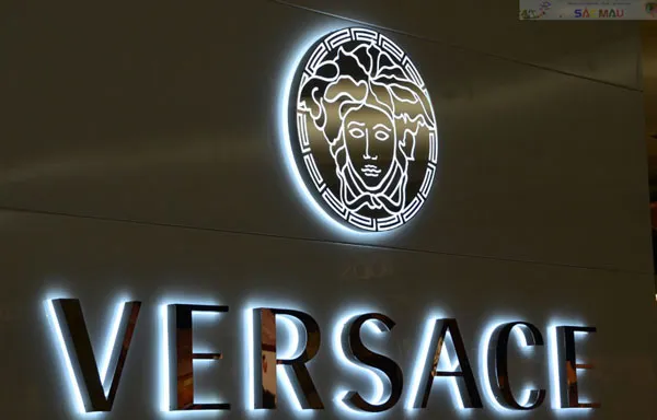 Chữ mica hắt sáng là gì? Ưu điểm, cấu tạo nổi bật chữ mica