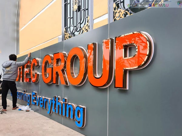 Chữ nổi Mica làm bảng hiệu quảng cáo cần có những yêu cầu gì?