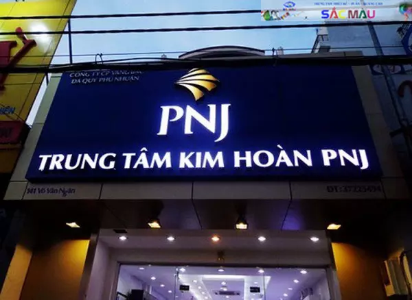 Làm Bảng Hiệu Quảng Cáo Chữ nổi Mica, Alu, Inox Gắn Đèn led