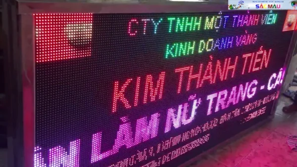 Biển led ma trận chạy chữ điện tử lắp đặt dễ dàng, sắc nét độ phân giải cao