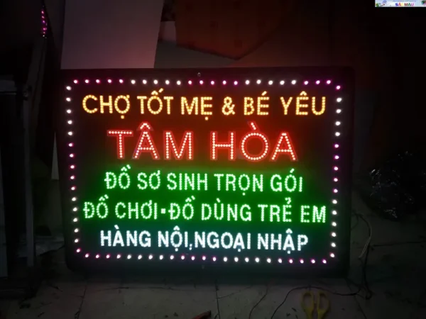 Làm bảng hiệu led ma trận công nghệ quảng cáo truyền tải thông điệp hiện đại