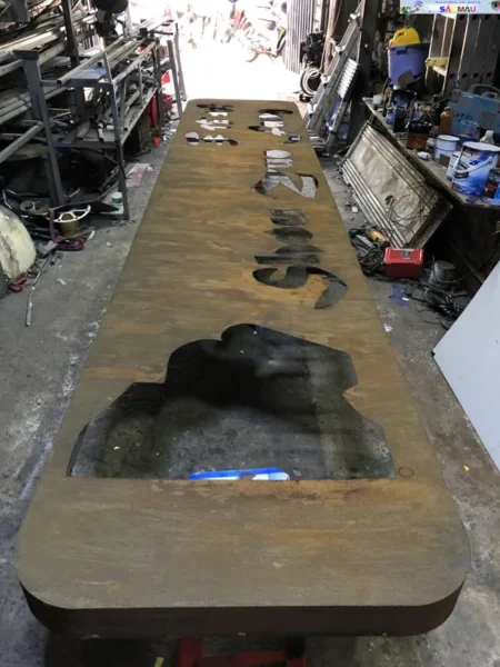 Làm bảng hiệu quảng cáo sang trọng, đẳng cấp nâng tầm thương hiệu doanh nghiệp