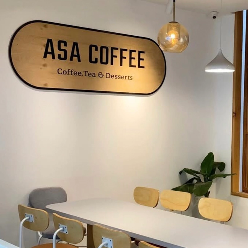 Bảng hiệu gỗ ASA Coffee phong cách hiện đại, chất liệu gỗ tự nhiên, thiết kế sang trọng.