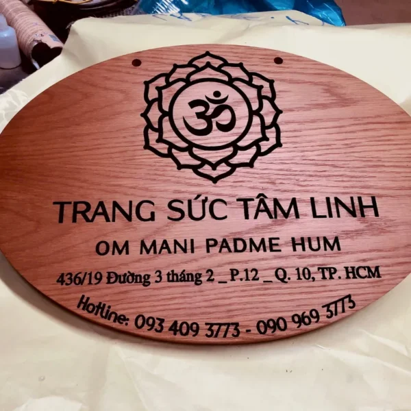 Bảng hiệu gỗ me tây giá rẻ bang go trang suc tam linh