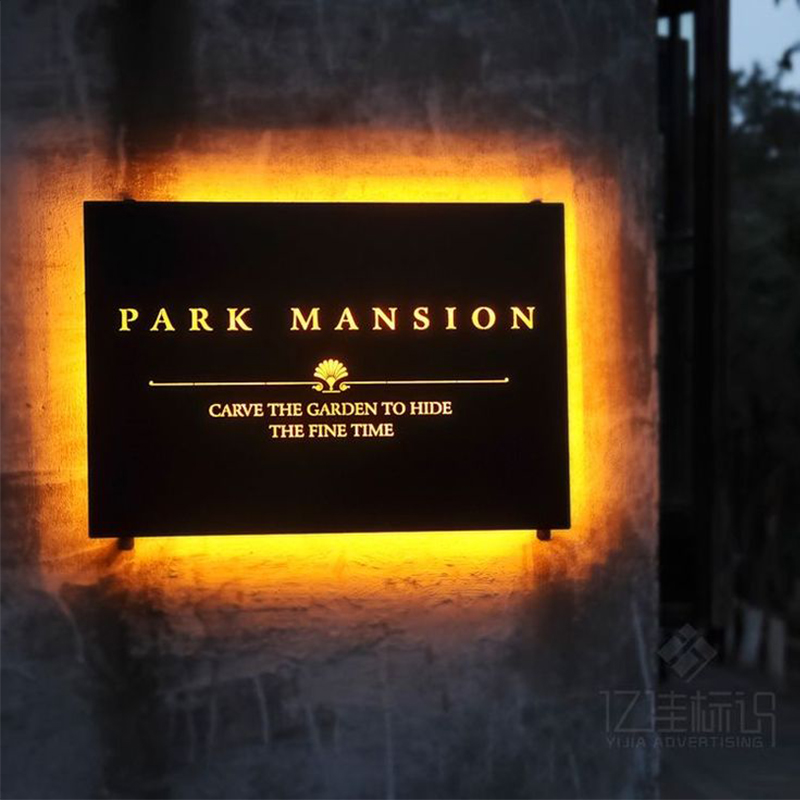 Bảng hiệu sắt rỉ sét phát sáng dự án Park Mansion phong cách sang trọng